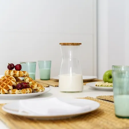 Bhost - Agua De La Victoria * מאלגה